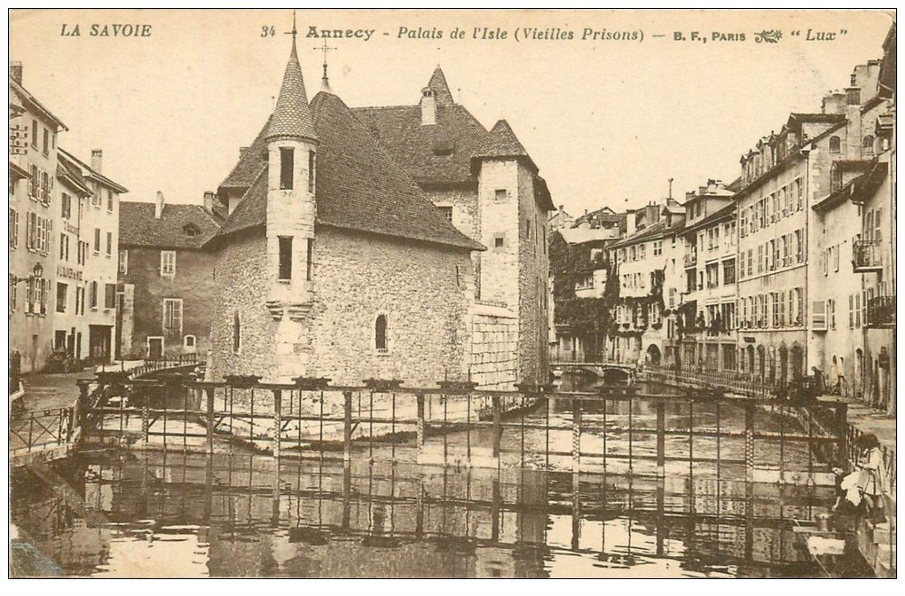 Exposition de cartes postales anciennes à Annecy en Octobre © DR