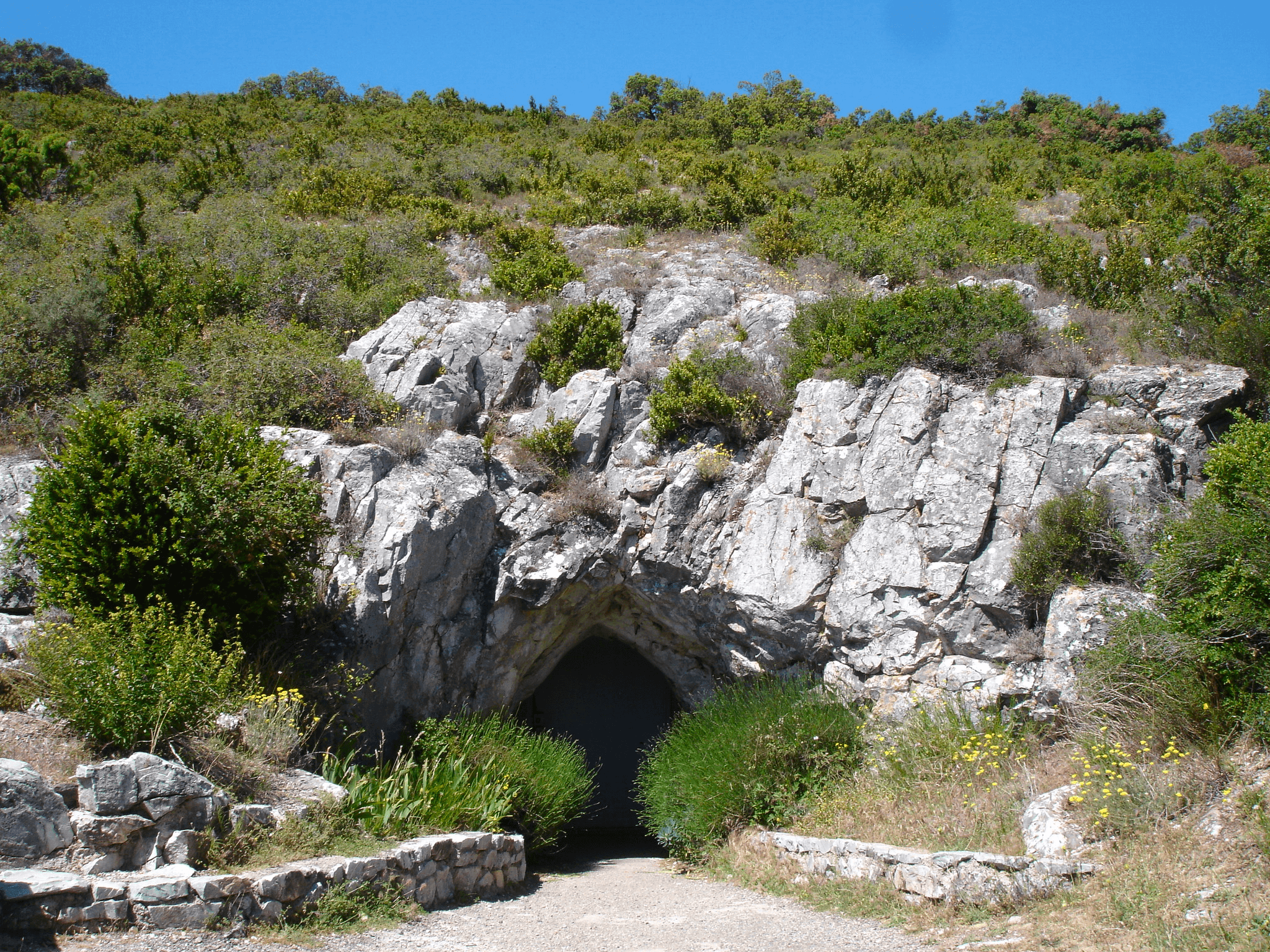 Grotte de Limousis ©Wikipédia