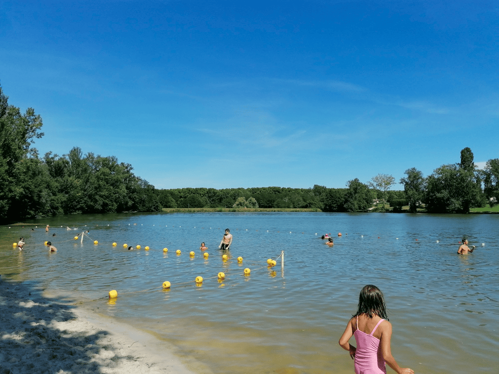 Lac de Moulineau-de-Damazan ©Tourisme Lot-et-Garonne