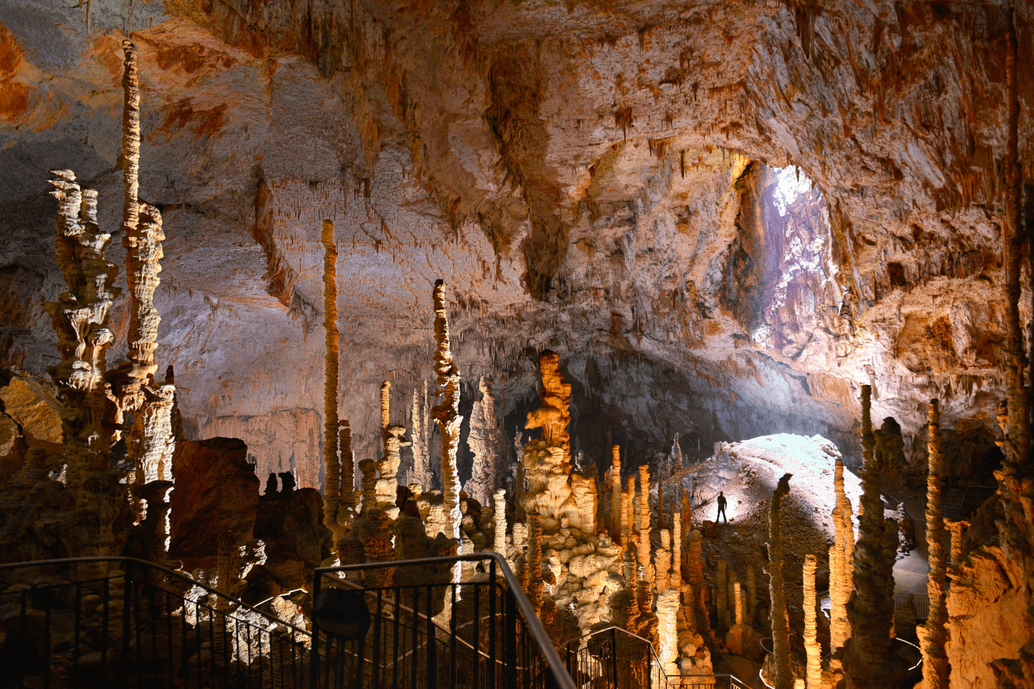 Grotte Aven Marzal © 
Les Carriers 