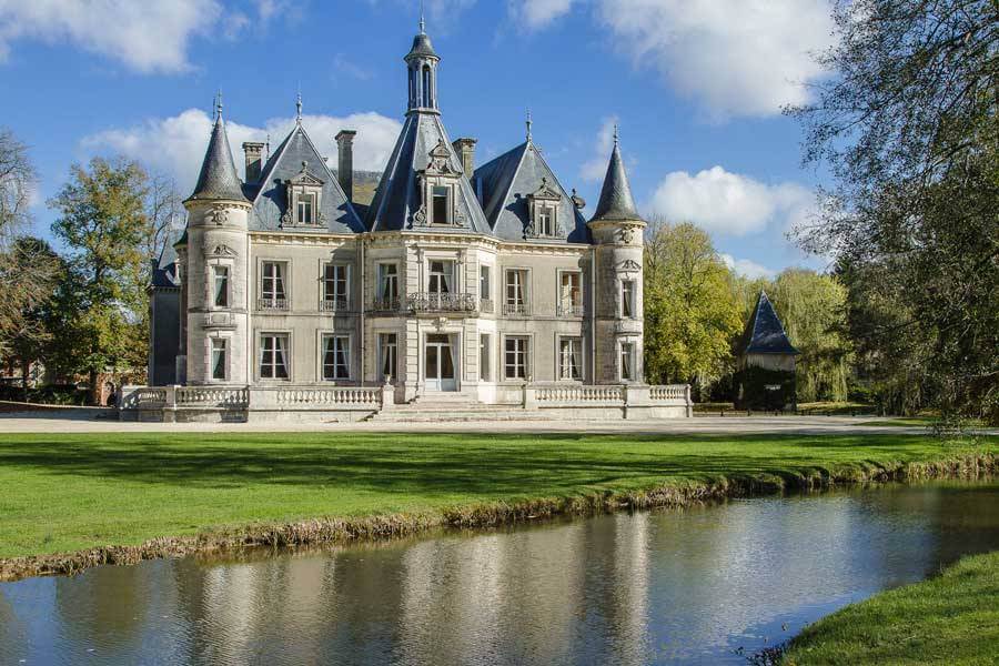 Château de Gombervaux qui fait partie des plus beaux châteaux de la Meuse © Wikipedia