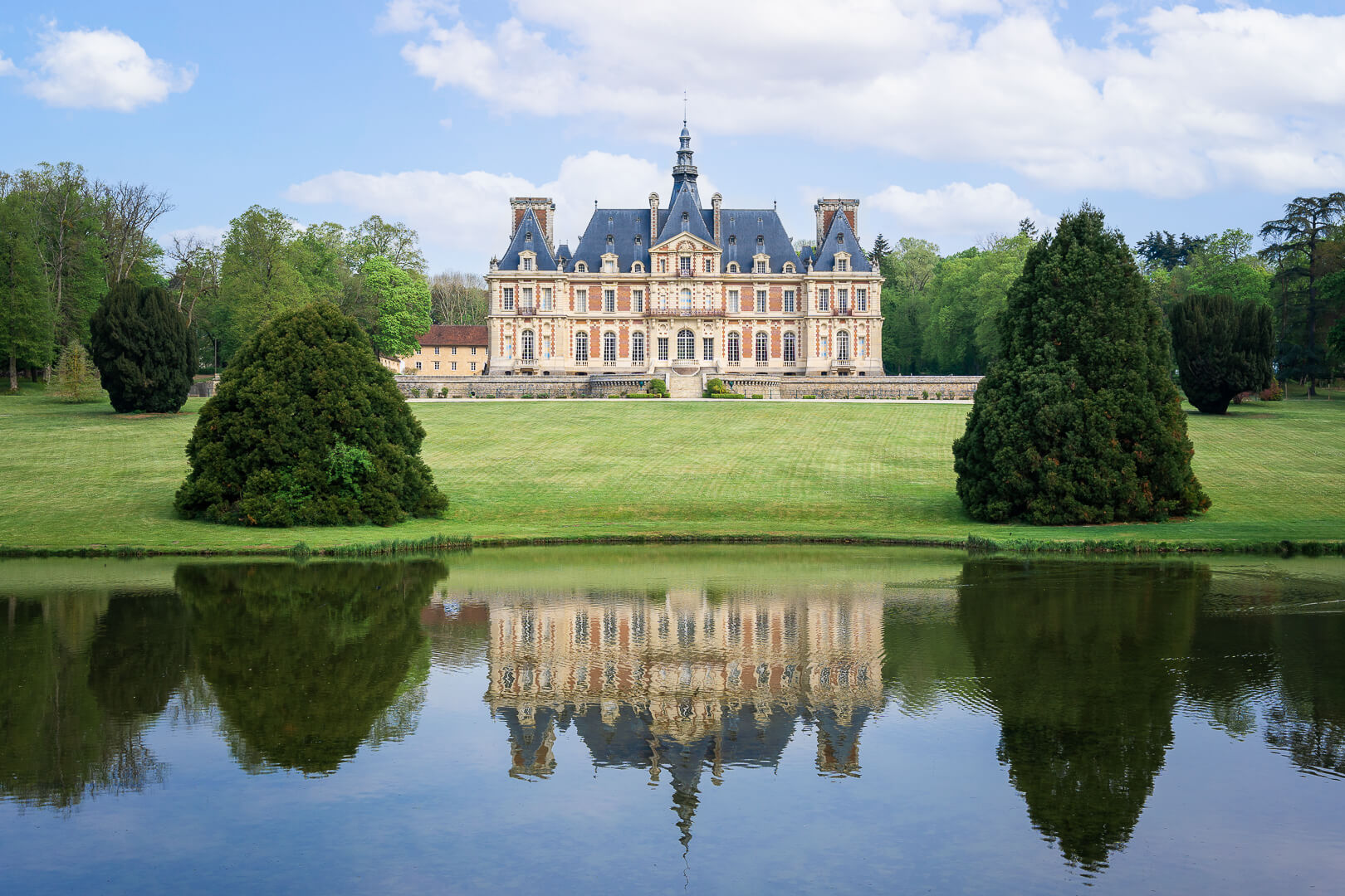 Château de Baronville parmi les châteaux d'Eure-et-Loir  © Wikipedia