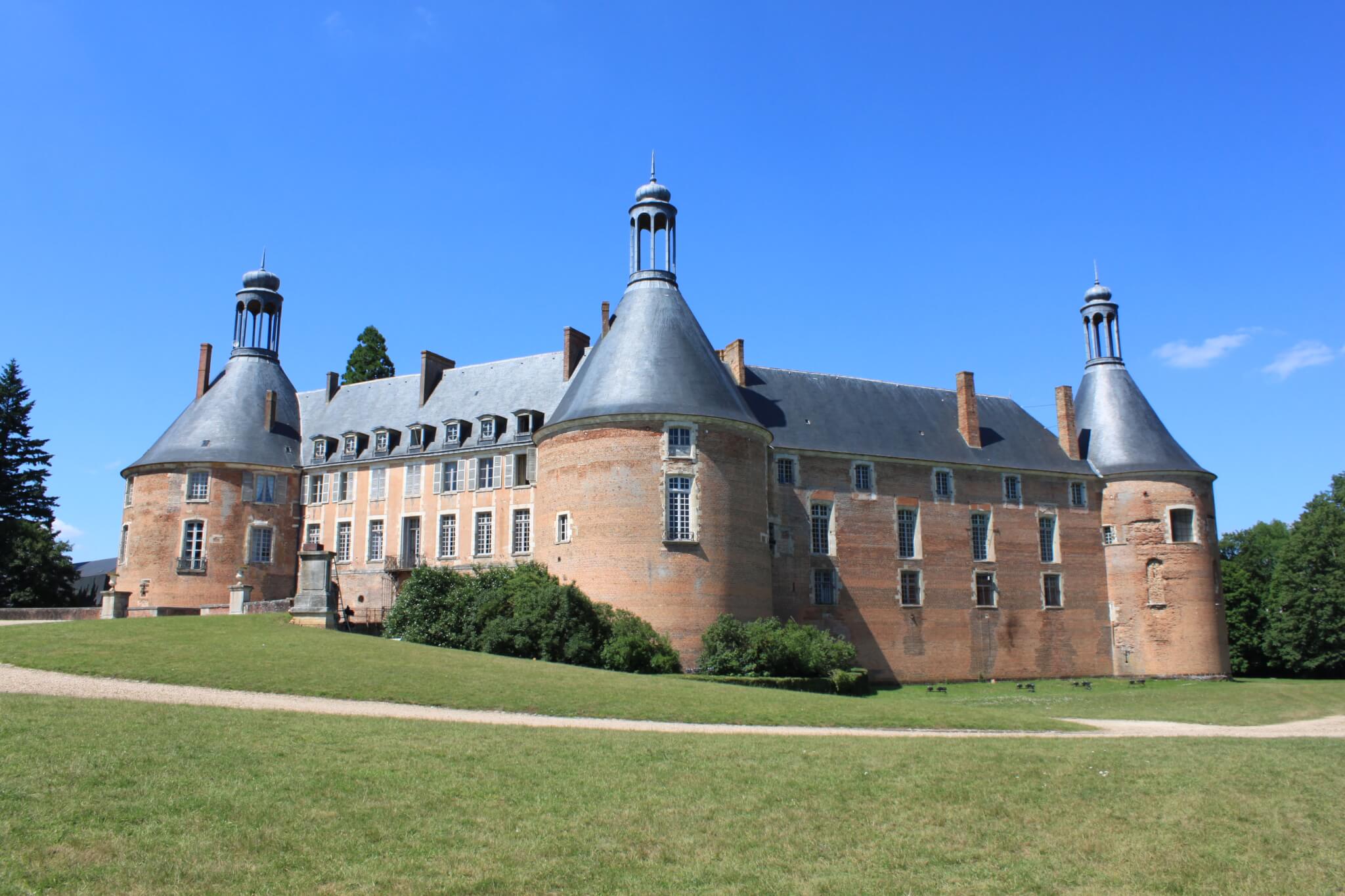 Château de Saint-Fargeau © Wikipedia