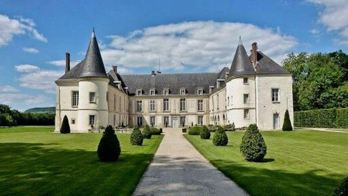 Château de Condé-en-Brie parmi les châteaux de l'Aisne © Les petites affiches Matot Braine