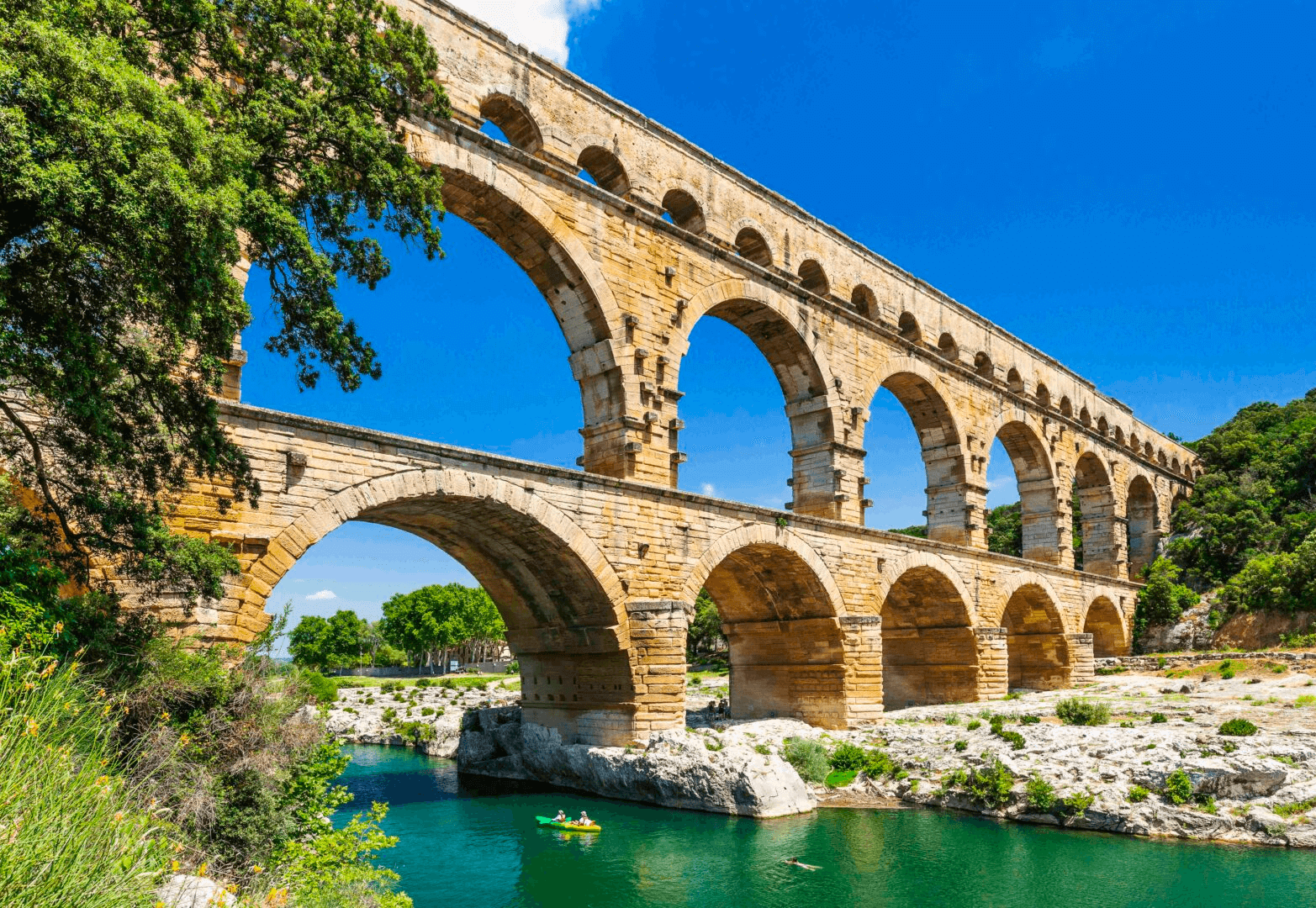 Le Pont du Gard, un incontournable à découvrir lorsque vous venez visiter le Gard © Winelist