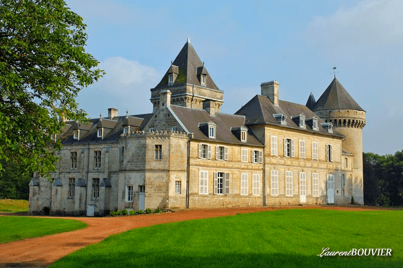 Château de Villers-Châtel © Laurent Bouvier