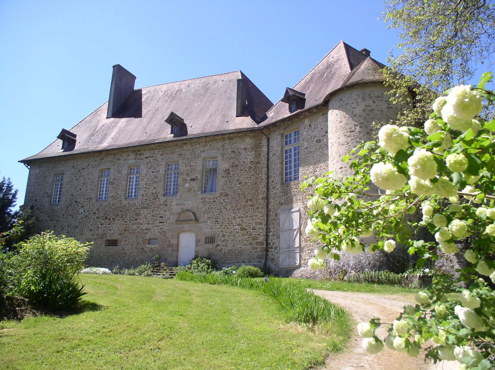 Château de Saint-Auvent parmi les châteaux de Haute-Vienne © So Châteaux