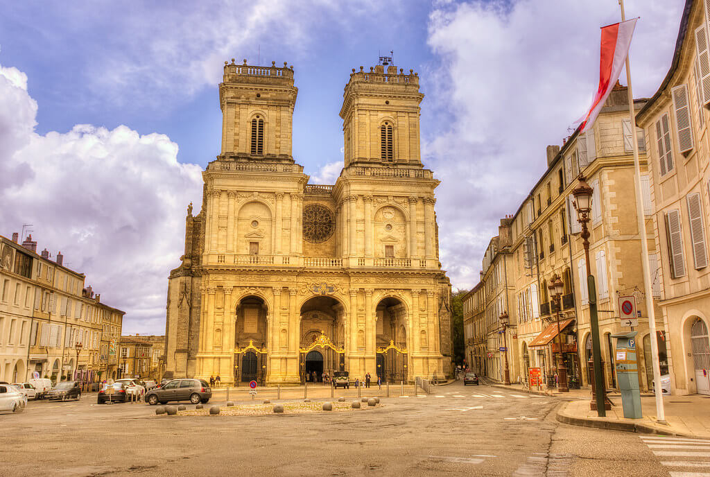 La Cathédrale Sainte-Marie d'Auch ©Flickr