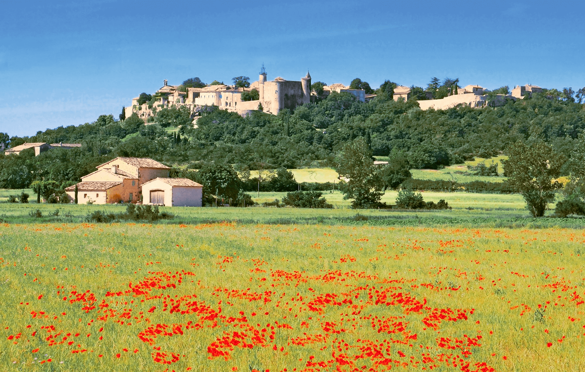 Lussan parmi les plus beaux villages de France ©Les Plus Beaux Villages de France