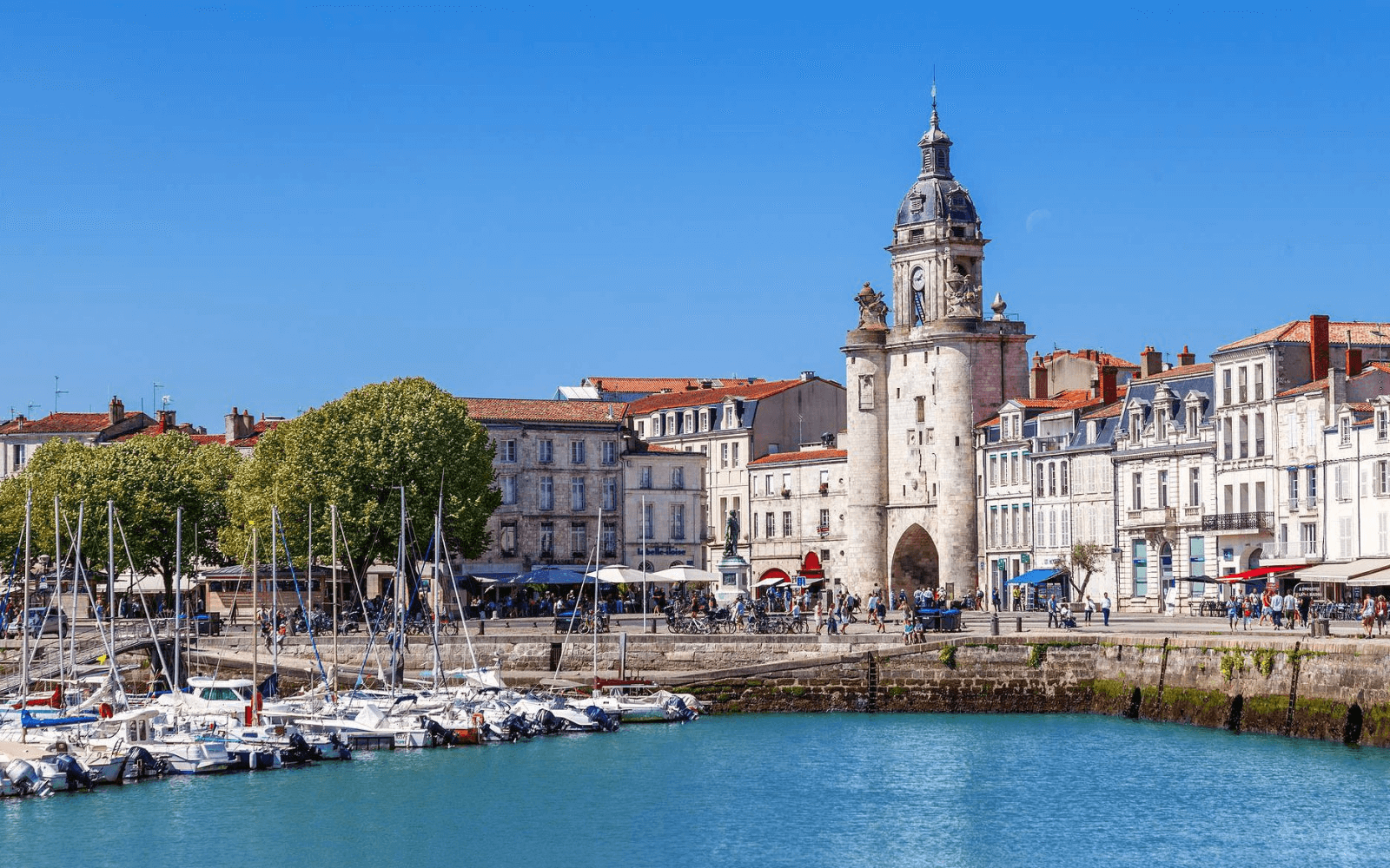 Découvrir la Rochelle et son vieux port ©FranceComfort