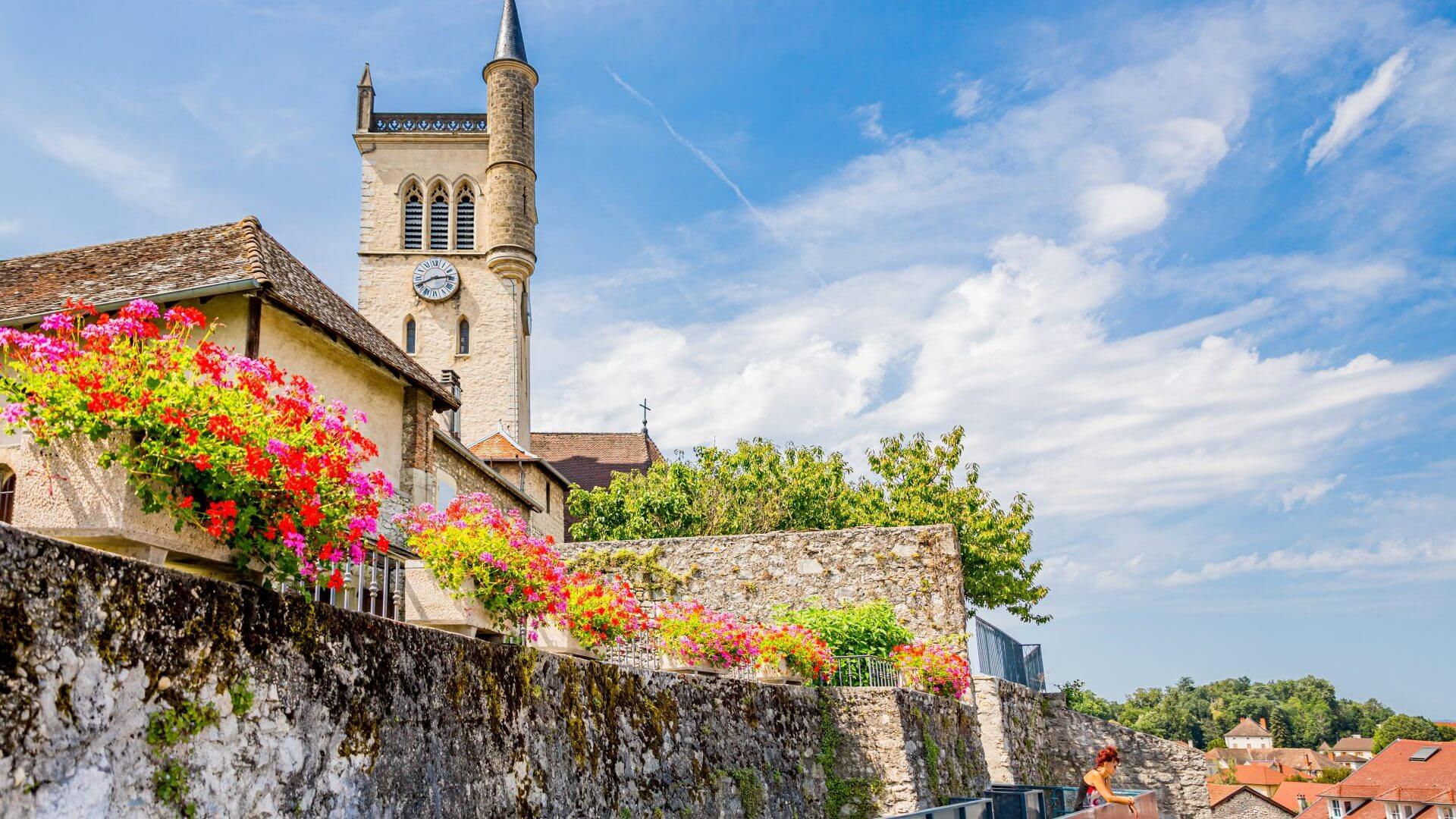 Découvrir le village médiéval de Morestel ©Balcons du Dauphiné Tourisme