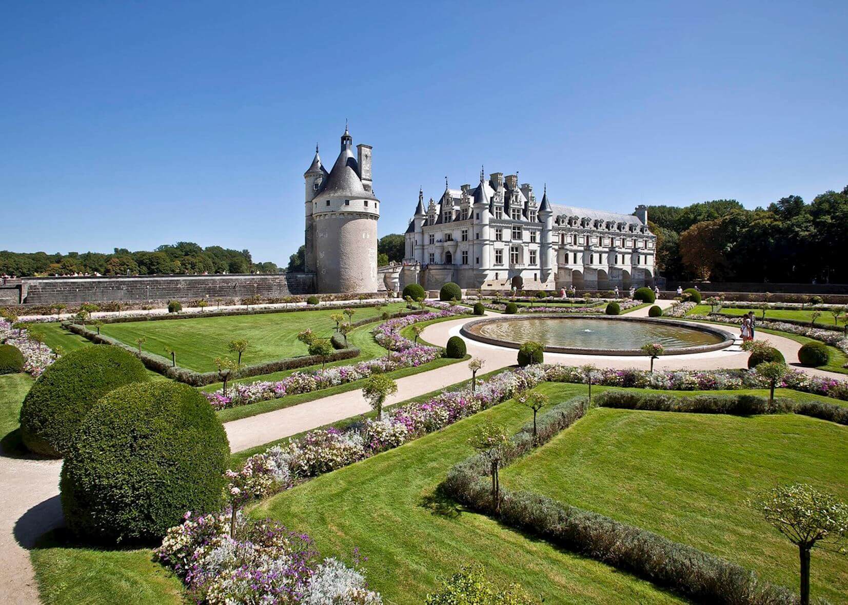 Le grand château de Chaumont et son tout aussi grand jardin ©nets.sa