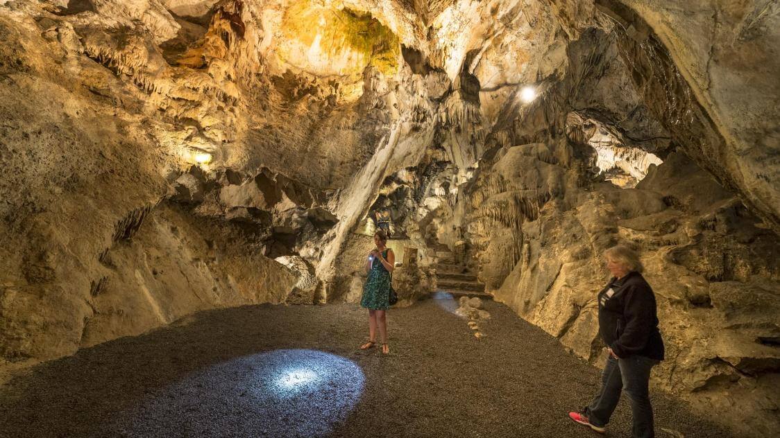 Le spectaculaire intérieur de la grotte de Nichet; à explorer ©L'Ardennais 