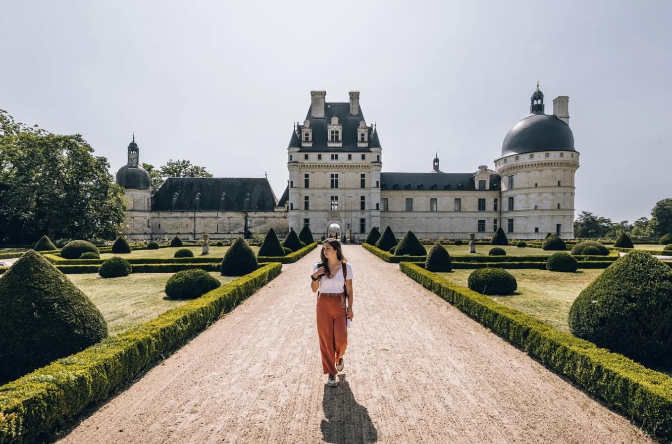 Visitez le château de Valençay et baladez-vous dans ses jardins ©Val de Loire