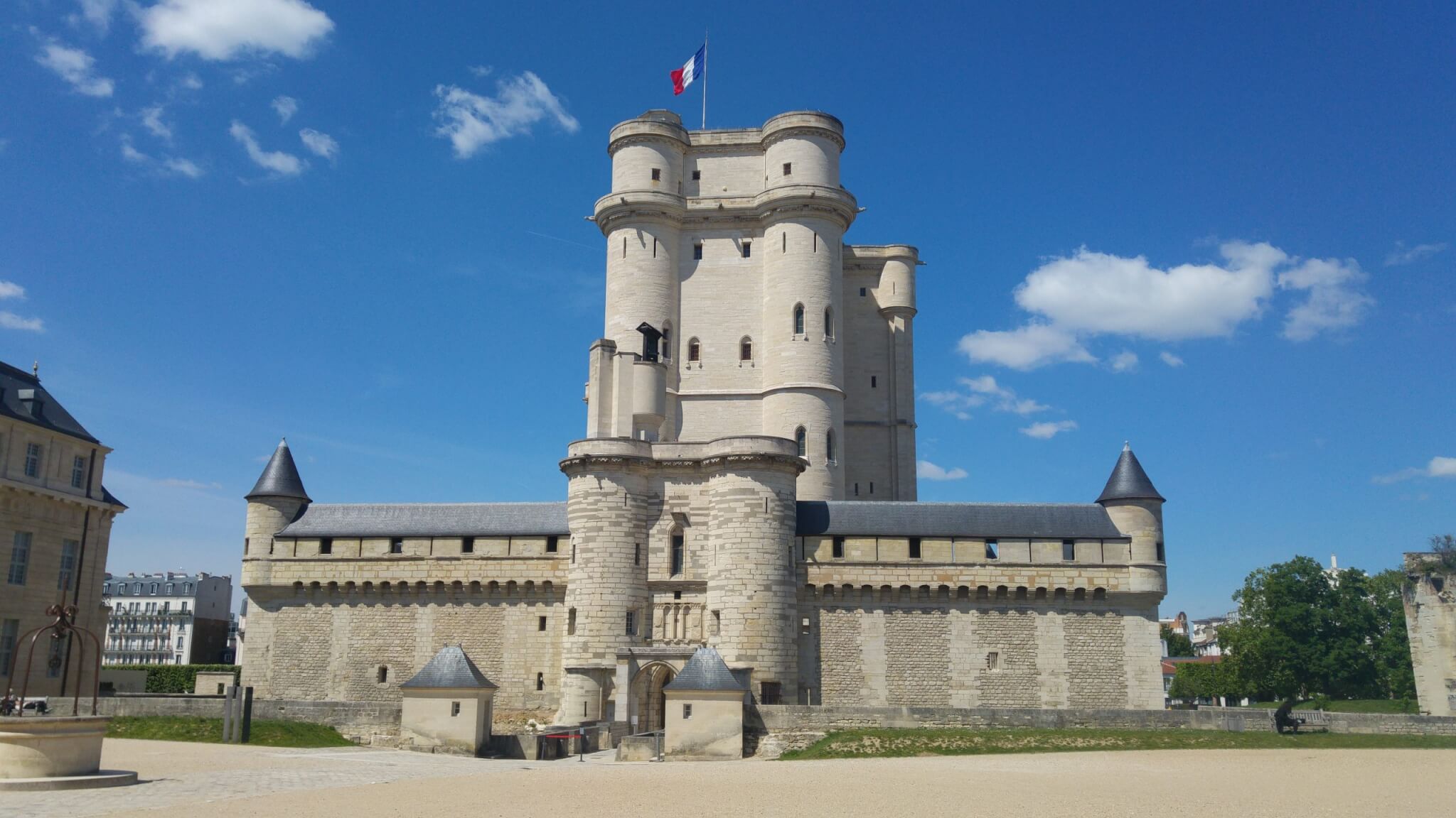Le château de Vincennes, qui possède l'un des plus haut donjon d'Europe ©vincennes-tourisme