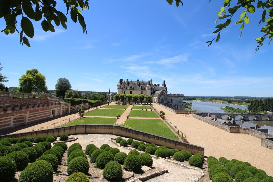 Partez à la découverte du Château Royal d'Amboise ©Comité des Parcs et Jardins de France