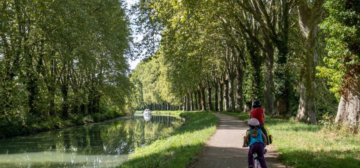 Parcourez le Canal des deux Mers à vélo pour traversez le Lot-et-Garonne ©A-Contresens