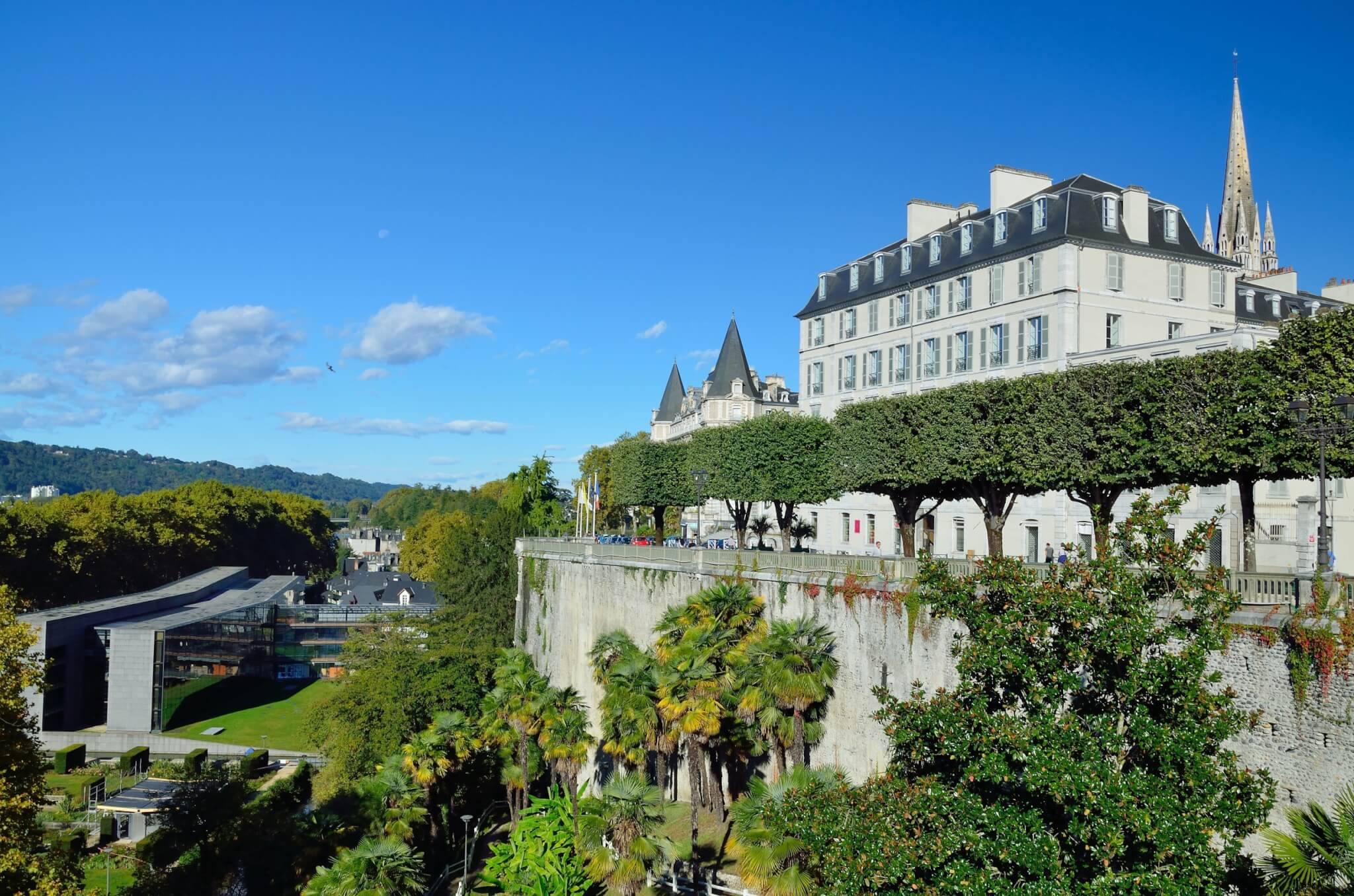 Visitez Pau et ses bâtiments historiques et emblématiques ©Demeures Cote d'Argent