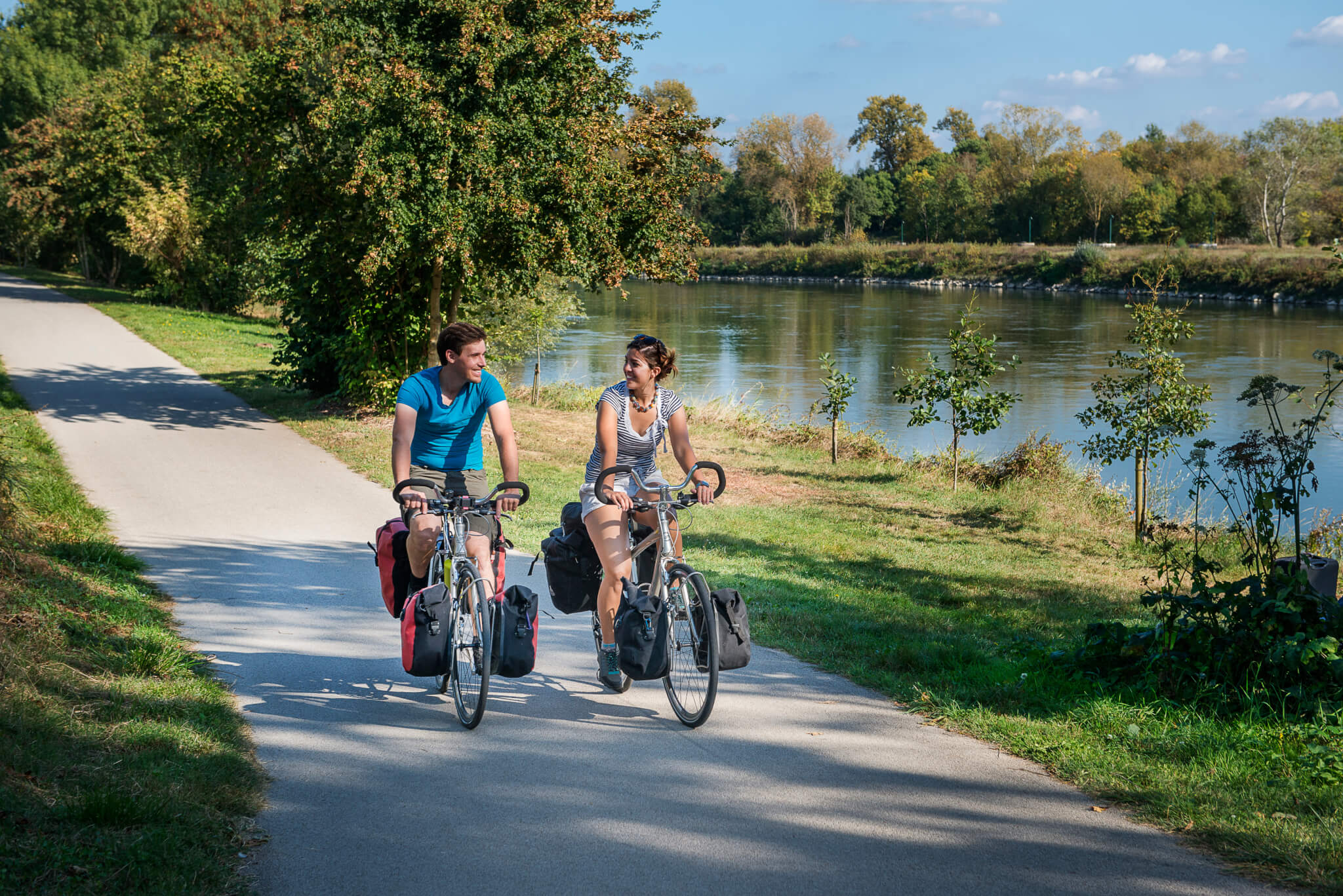 Parcourez la piste cyclable de la Loire à Vélo - Cycle Path dans le Loiret ©My Loire Valley