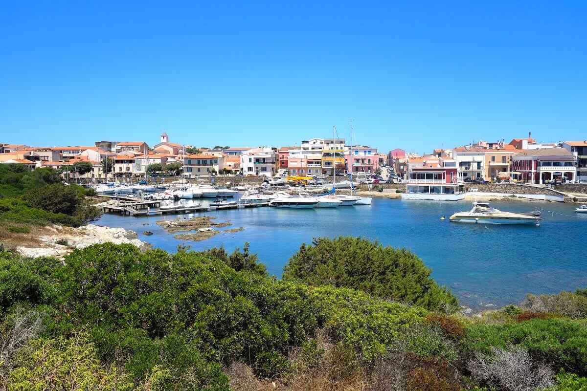 Village de Stintino en Sardaigne © Itinéraires voyages 