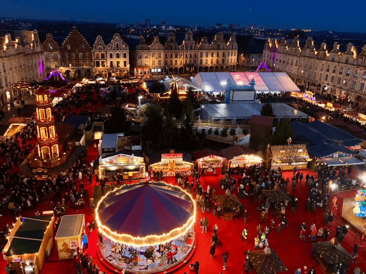 Le marché de Noël de Arras en 2019 © Plus au Nord