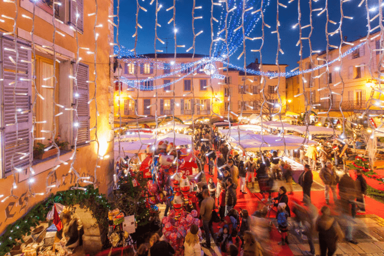 Le marché de Noël de Valbonne illuminé © Robert Palomba Photographe